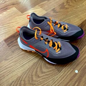 Women Nike original shoes